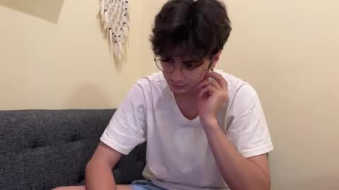 Daan online show from 02/07/25, 02:50