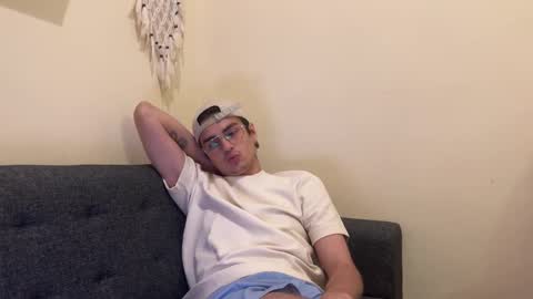 Daan online show from 02/08/25, 02:04