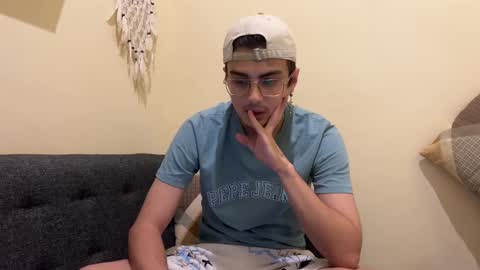 Daan online show from 02/11/25, 02:46