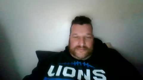 Snapshot of bluedemoneyes1986 chatting on 02/28/25, 10:06 bluedemoneyes1986 online show from 02/28/25, 10:06