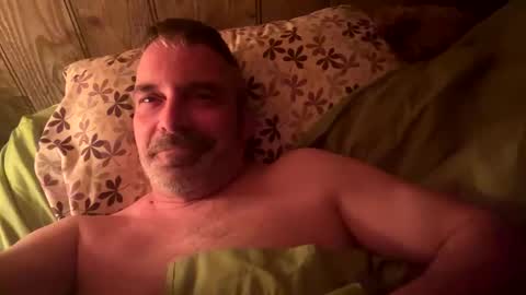 Snapshot of bluediamond777 chatting on 01/02/25, 02:43 bluediamond777 online show from 01/02/25, 02:43
