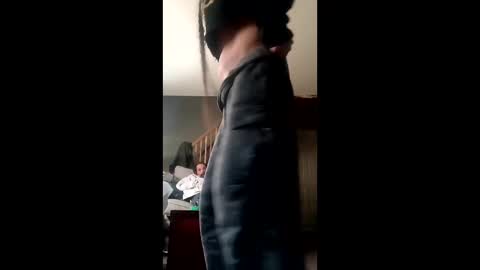 Snapshot of bluedream420420 chatting on 01/18/26, 04:33 bluedream420420 online show from 01/18/26, 04:33