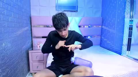 Snapshot of blueestar03 chatting on 12/21/24, 12:27 blueestar03 online show from 12/21/24, 12:27