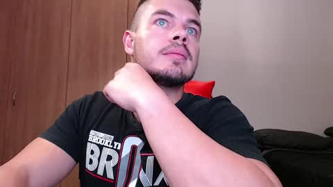 Snapshot of blueeyeboy0 chatting on 01/08/25, 12:38 blueeyeboy0 online show from 01/08/25, 12:38