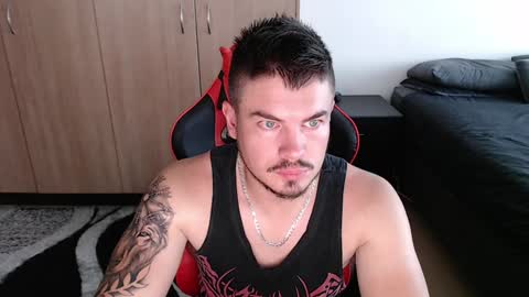 Snapshot of blueeyeboy0 chatting on 01/18/25, 09:45 blueeyeboy0 online show from 01/18/25, 09:45