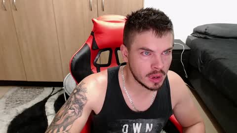 Snapshot of blueeyeboy0 chatting on 01/21/25, 08:54 blueeyeboy0 online show from 01/21/25, 08:54