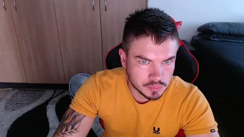 Snapshot of blueeyeboy0 chatting on 01/22/25, 12:38 blueeyeboy0 online show from 01/22/25, 12:38