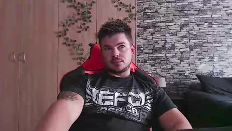 Snapshot of blueeyeboy0 chatting on 09/15/25, 11:21 blueeyeboy0 online show from 09/15/25, 11:21