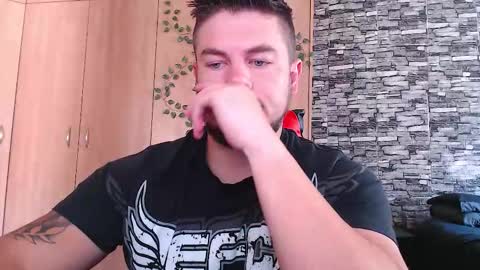 Snapshot of blueeyeboy0 chatting on 10/14/25, 07:09 blueeyeboy0 online show from 10/14/25, 07:09