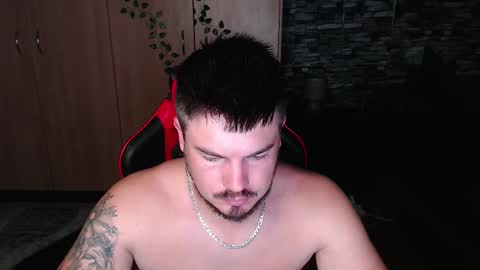 Snapshot of blueeyeboy0 chatting on 11/24/25, 06:40 blueeyeboy0 online show from 11/24/25, 06:40