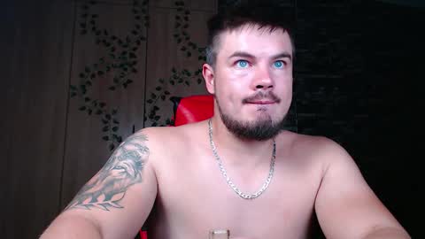 Snapshot of blueeyeboy0 chatting on 12/15/25, 08:13 blueeyeboy0 online show from 12/15/25, 08:13