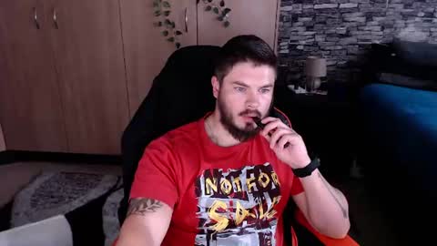 Snapshot of blueeyeboy0 chatting on 07/08/26, 12:09 blueeyeboy0 online show from 07/08/26, 12:09