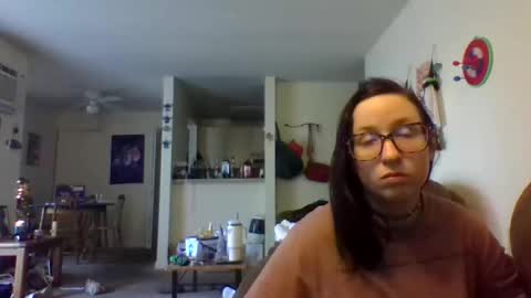 Snapshot of blueeyedbeauty1995 chatting on 11/19/25, 10:54 Blueeyedbeauty online show from 11/19/25, 10:54