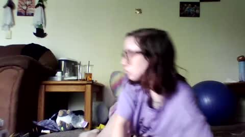 Snapshot of blueeyedbeauty1995 chatting on 06/15/26, 07:27 Blueeyedbeauty online show from 06/15/26, 07:27