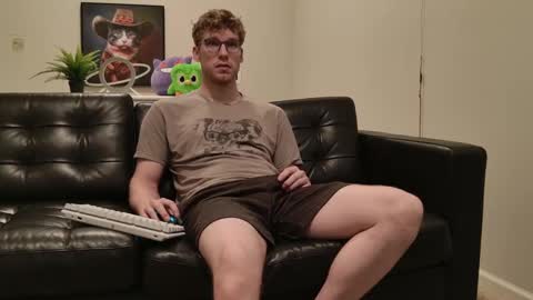 blueeyedtallguy online show from 10/04/25, 11:03