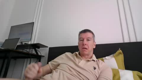 Snapshot of blueeyesteele chatting on 06/29/26, 11:10 blueeyesteele online show from 06/29/26, 11:10
