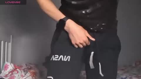 bluegaze6227724 online show from 12/02/25, 10:31