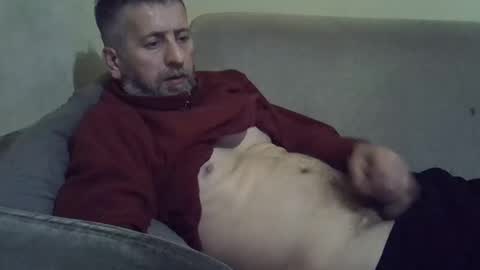 Snapshot of bluehot59 chatting on 12/09/24, 08:44 blue online show from 12/09/24, 08:44