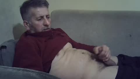 Snapshot of bluehot59 chatting on 12/24/24, 06:06 blue online show from 12/24/24, 06:06