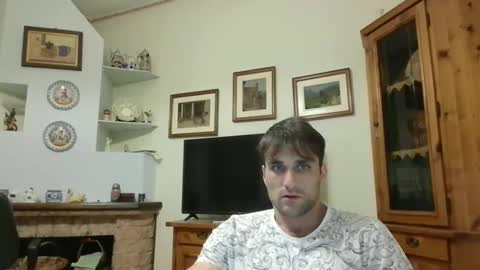 bluejoee online show from 06/08/26, 07:47