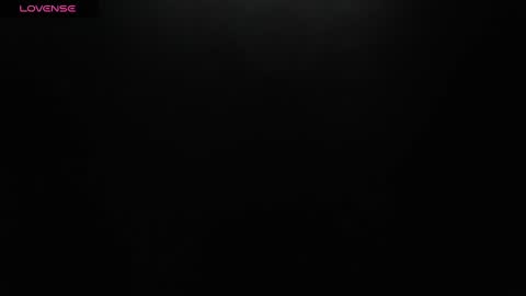 Snapshot of blueviolette chatting on 02/17/25, 06:04 Violette 3 online show from 02/17/25, 06:04