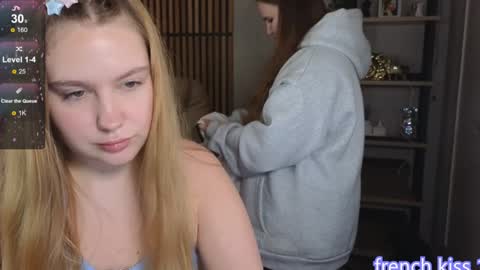 Snapshot of blush_ellie chatting on 12/15/24, 03:20 Ellie3 online show from 12/15/24, 03:20