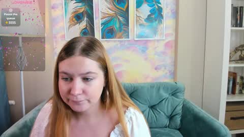 Snapshot of blush_ellie chatting on 12/24/24, 12:11 Ellie3 online show from 12/24/24, 12:11