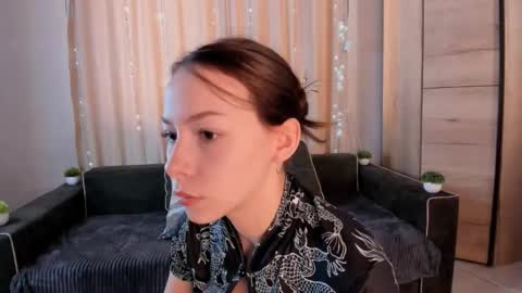Snapshot of blushinbloom chatting on 09/12/25, 06:13 Dolores online show from 09/12/25, 06:13