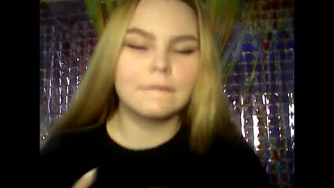 blushing_star online show from 02/16/25, 08:10