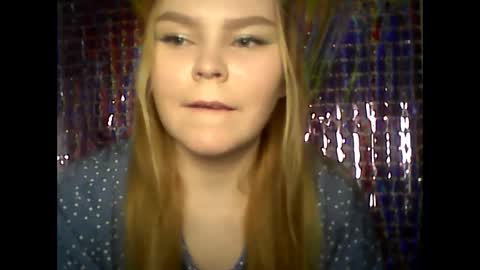 blushing_star online show from 02/17/25, 08:09