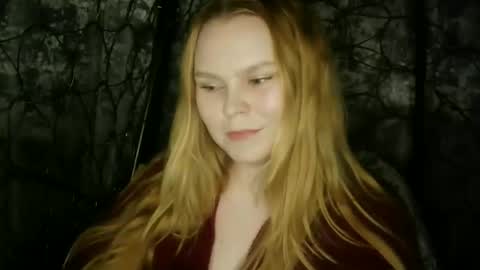 blushing_star online show from 10/03/25, 04:37