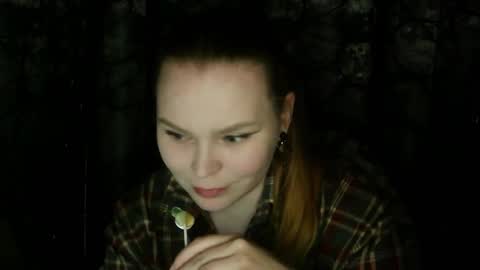 blushing_star online show from 10/21/25, 07:14