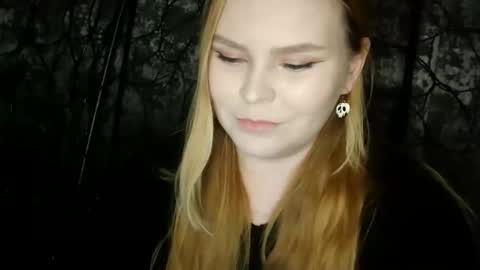 blushing_star online show from 11/24/25, 04:40