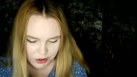 blushing_star online show from 12/05/25, 04:36