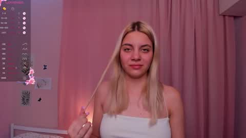 Chloe online show from 09/14/25, 03:11