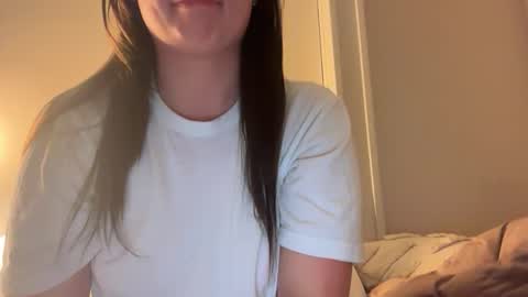 Snapshot of blushpetalbaby chatting on 05/17/26, 11:23 blushpetalbaby online show from 05/17/26, 11:23