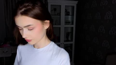 Snapshot of bluuemarine chatting on 05/07/26, 04:12 Mary online show from 05/07/26, 04:12