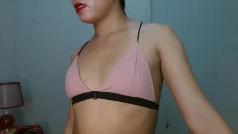 Snapshot of blythe_show chatting on 02/20/25, 09:31 blythe_show online show from 02/20/25, 09:31