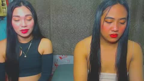 Snapshot of blythe_show chatting on 11/17/25, 11:49 blythe_show online show from 11/17/25, 11:49