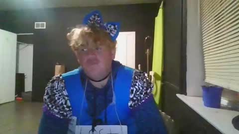 Snapshot of bmiddleton1717 chatting on 11/09/25, 10:46 SirMopBucket online show from 11/09/25, 10:46