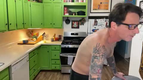 Snapshot of bnczuperzexy chatting on 01/11/26, 11:32 ZuperZexyZounds online show from 01/11/26, 11:32