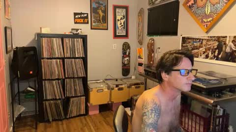 Snapshot of bnczuperzexy chatting on 03/15/26, 03:12 ZuperZexyZounds online show from 03/15/26, 03:12