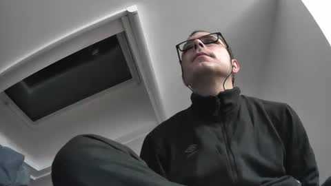 Snapshot of bo22222222 chatting on 09/29/25, 03:17 bo22222222 online show from 09/29/25, 03:17