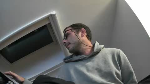 Snapshot of bo22222222 chatting on 10/16/25, 07:26 bo22222222 online show from 10/16/25, 07:26