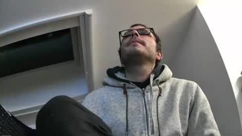 Snapshot of bo22222222 chatting on 12/01/25, 08:03 bo22222222 online show from 12/01/25, 08:03