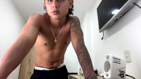 Bob  INDEPENDENT MODEL online show from 09/10/25, 02:11