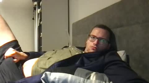 Snapshot of bobbele94 chatting on 09/15/25, 09:59 bobbele94 online show from 09/15/25, 09:59