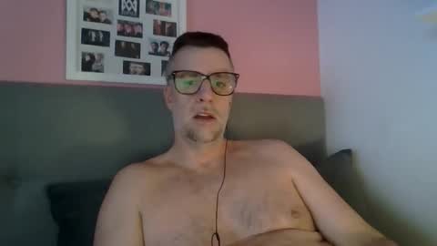 Snapshot of bobberman78 chatting on 11/30/25, 09:19 Dan online show from 11/30/25, 09:19