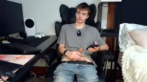 bobby72738 online show from 09/18/25, 05:20