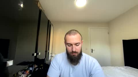 Snapshot of bobby9500 chatting on 01/07/26, 12:51 bobby9500 online show from 01/07/26, 12:51